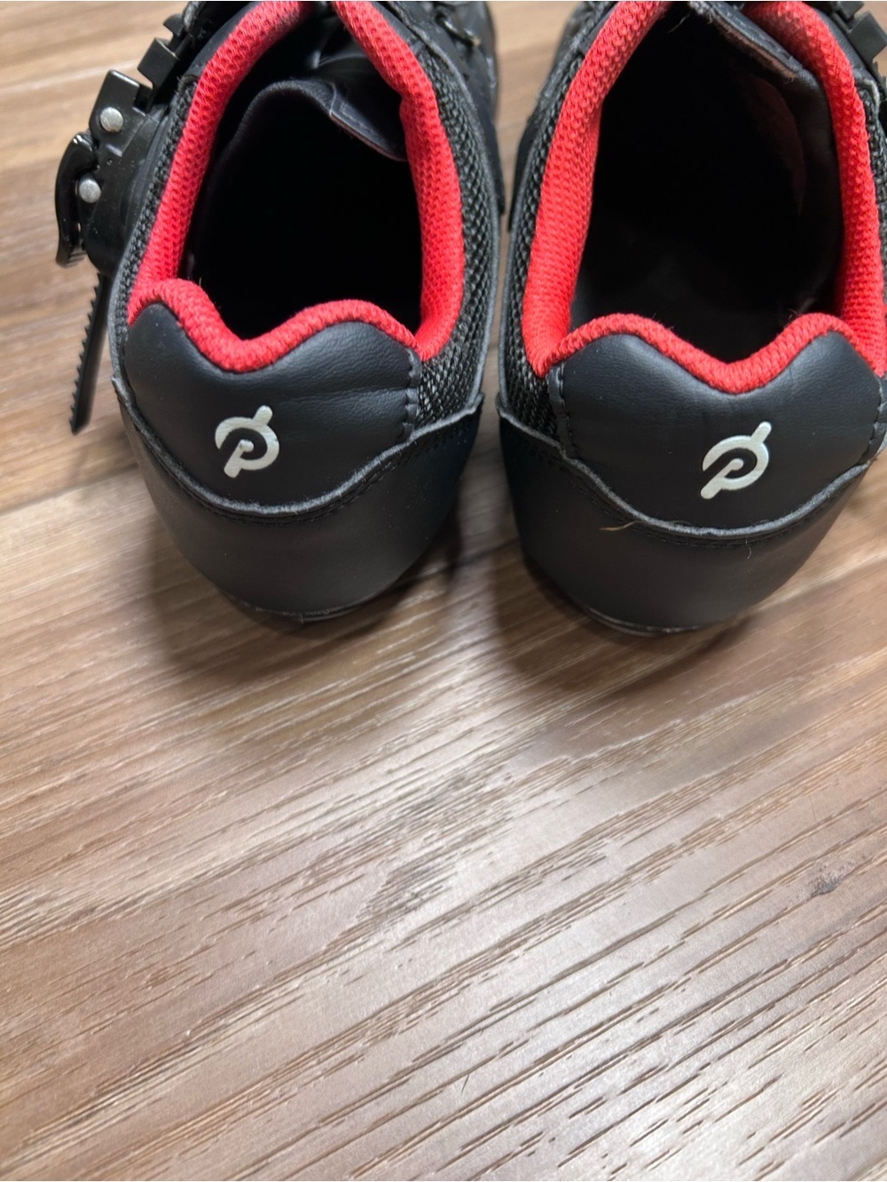 Peloton women’s bike shoes size 38/7 delta clips spinning biking black red - Picture 6 of 7